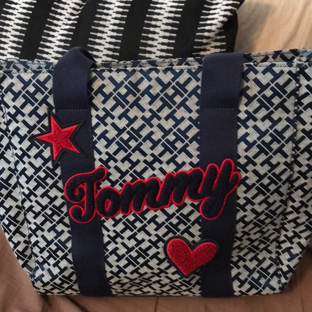 Tommy Hilfiger Tote